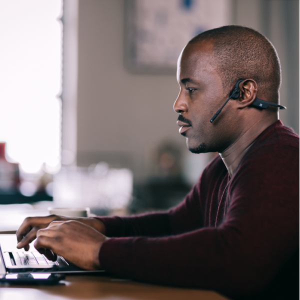 Shokz OpenComm UC Negro Auriculares Inalámbricos Portátiles Música y Llamadas USB Tipo A Bluetooth Negro [C102-AA-BK] 