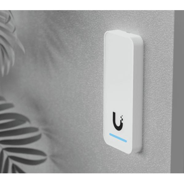 Ubiquiti - UA-G2 - UniFi NFC card reader and request-to-exit device, Entry and exit greeting messages, IP55 weather resistance (-30 to 45 C) UA-G2 [UA-G2]