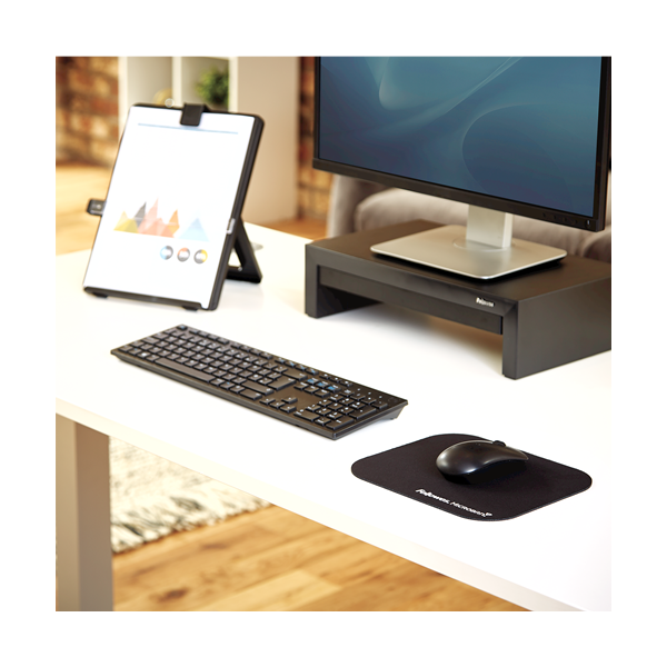 Fellowes MOUSE PAD WITH MICROBAN - BLACK [5933907]