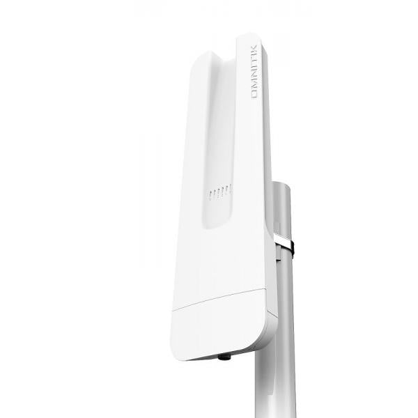 MikroTik, OmniTIK 5 ac, OmniTIK 5 ac with 2 x 7.5dBi integrated 5GHz Omni antennas, High Gain Dual Chain 802.11an/ac wireless RBOmniTikG-5HacD [RBOmniTikG-5HacD]