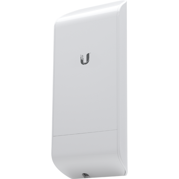 Ubiquiti - LocoM5(EU) - Low-cost and efficient broadband 5 GHz CPE, Plug-and-play integration with airMAX antenna LocoM5(EU) [LocoM5(EU)]