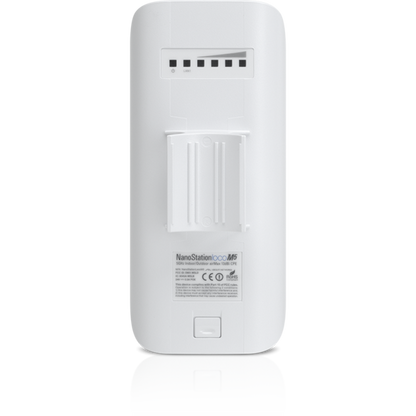 Ubiquiti - LocoM5(EU) - Low-cost and efficient broadband 5 GHz CPE, Plug-and-play integration with airMAX antenna LocoM5(EU) [LocoM5(EU)]