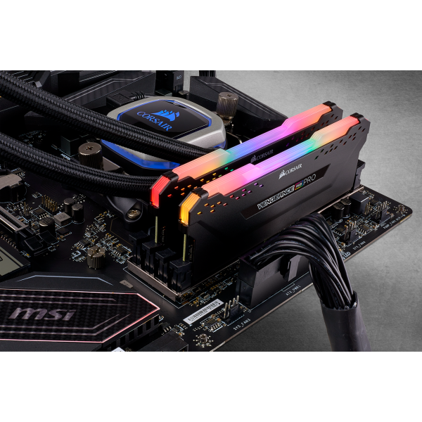 CORSAIR RAM VENGEANCE RGB PRO 16GB 2X8GB DDR4 3600 PC4-28800 C18 1.35V [CMW16GX4M2D3600C18] 