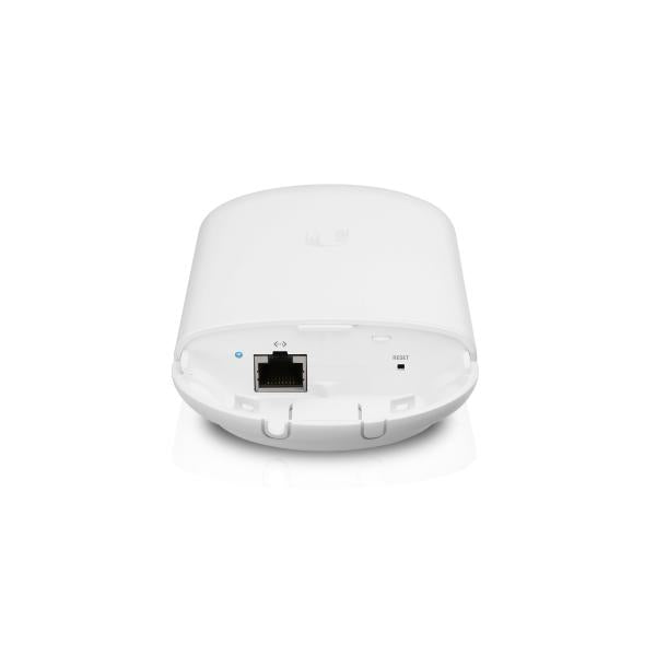 Ubiquiti - LOCO5AC - Compact, UISP-ready WiFi radio with 5 GHz, 10+ km link range, 450+ Mbps throughput, Dedicated spectral analysis radio LOCO5AC [LOCO5AC]