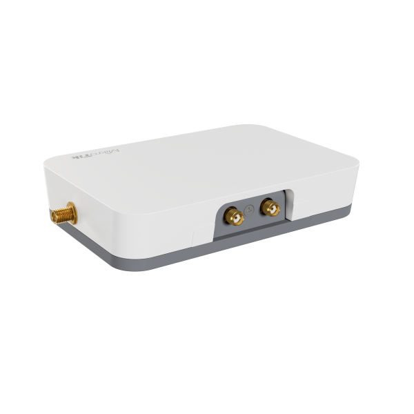 Solución MikroTik IoT Gateway para tecnología LoRa con tarjeta R11e-LR8 que admite 863-870 MHz RB924iR-2nD-BT5&amp;BG77&amp;R11e-LR8 [RB924iR-2nD-BT5&amp;BG77&amp;R11e-LR8] 